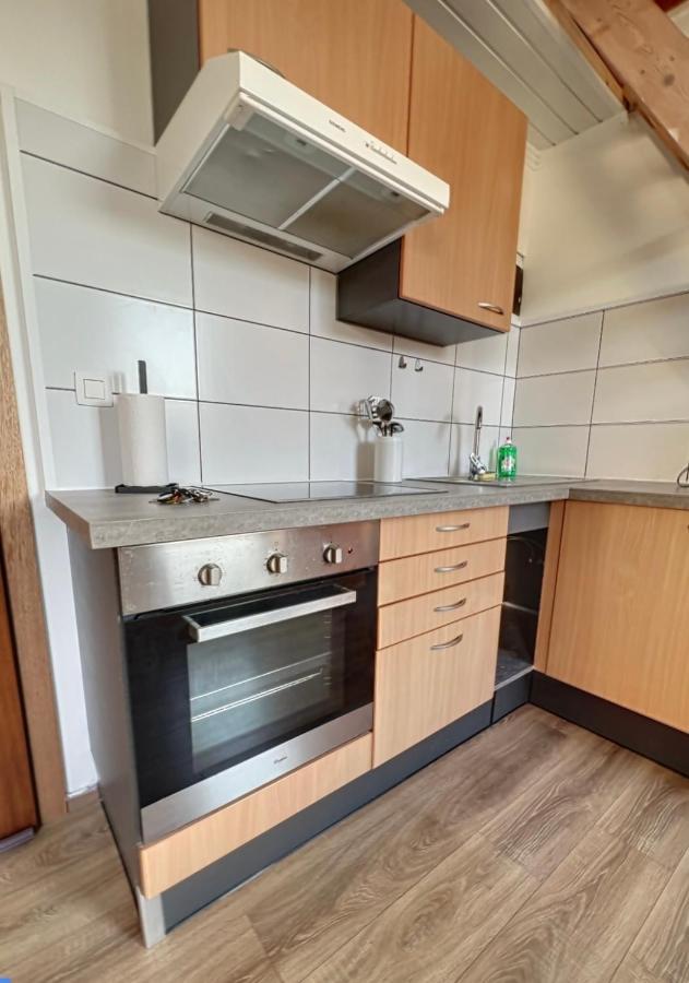 Charbonnel 1 A Charleroi-Airport Apartment ภายนอก รูปภาพ